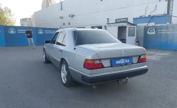 Mercedes-Benz W124 1992 года за 2 300 000 тг. в Шымкент фото 4