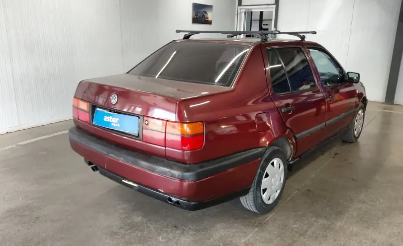 Volkswagen Vento 1993 года за 1 200 000 тг. в Астана фото 3