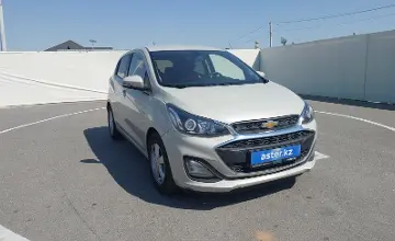 Chevrolet Spark 2019 года за 4 000 000 тг. в Шымкент фото 2