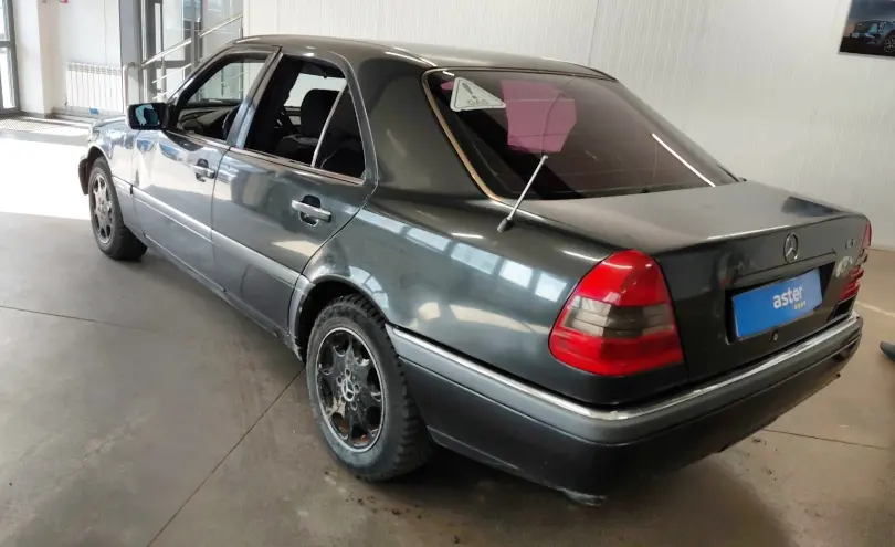 Mercedes-Benz C-Класс 1994 года за 1 250 000 тг. в Астана фото 4