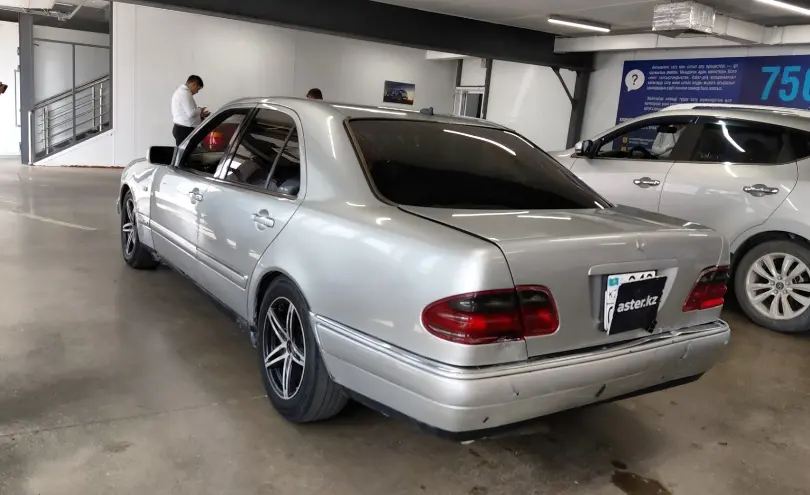 Mercedes-Benz E-Класс 1998 года за 2 200 000 тг. в Астана фото 4