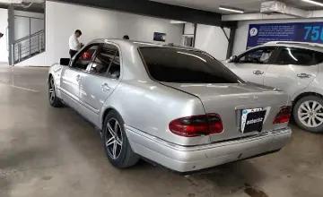 Mercedes-Benz E-Класс 1998 года за 2 200 000 тг. в Астана фото 4
