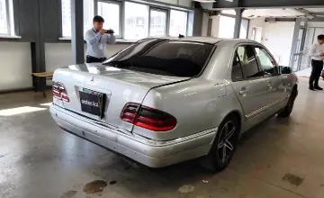 Mercedes-Benz E-Класс 1998 года за 2 200 000 тг. в Астана фото 3