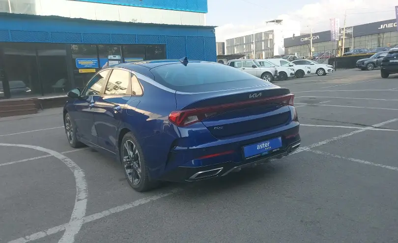 Kia K5 2022 года за 13 000 000 тг. в Алматы фото 4