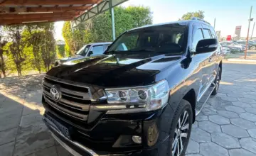 Toyota Land Cruiser 2018 года за 32 000 000 тг. в Талдыкорган фото 1
