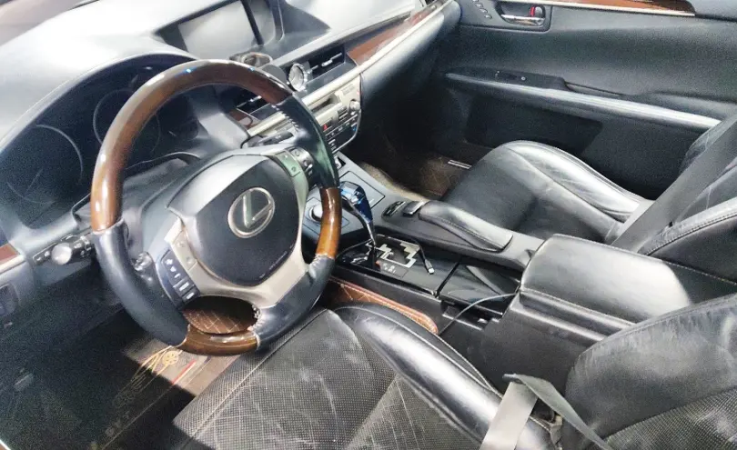 Lexus ES 2012 года за 13 000 000 тг. в Астана фото 5