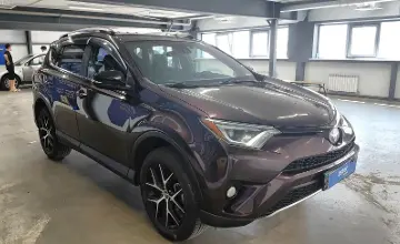 Toyota RAV4 2017 года за 11 000 000 тг. в Астана фото 2