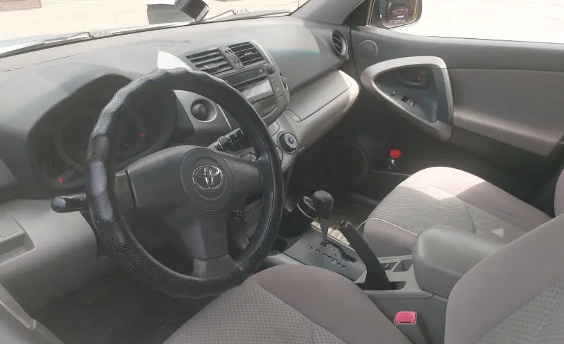Toyota RAV4 2006 года за 7 000 000 тг. в Алматы фото 5
