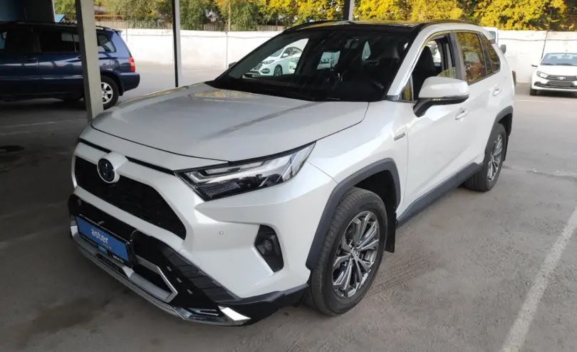 Toyota RAV4 2024 года за 17 000 000 тг. в Алматы