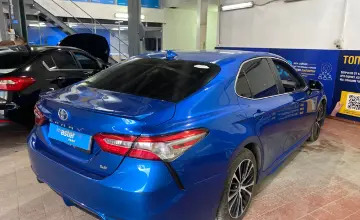 Toyota Camry 2019 года за 11 000 000 тг. в Астана