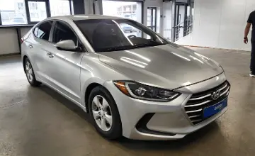 Hyundai Elantra 2017 года за 6 800 000 тг. в Астана фото 2