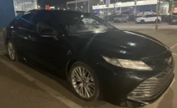Toyota Camry 2019 года за 12 500 000 тг. в Алматы фото 2