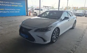 Lexus ES 2018 года за 17 000 000 тг. в Алматы фото 1