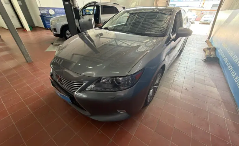 Lexus ES 2013 года за 11 000 000 тг. в Астана