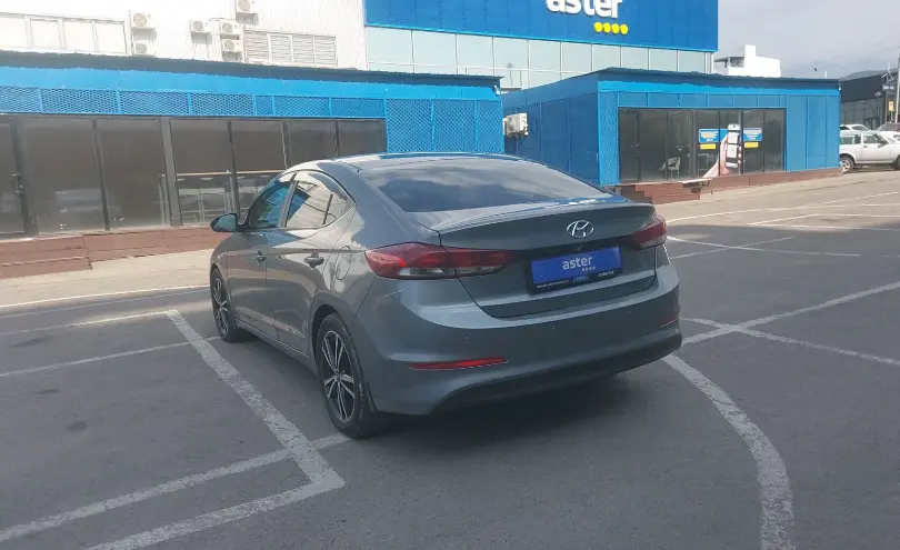 Hyundai Elantra 2018 года за 7 500 000 тг. в Алматы фото 4