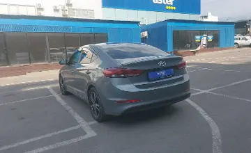 Hyundai Elantra 2018 года за 7 500 000 тг. в Алматы фото 4