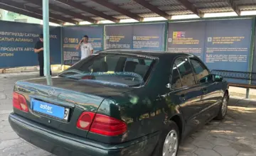 Mercedes-Benz E-Класс 1997 года за 2 700 000 тг. в Талдыкорган