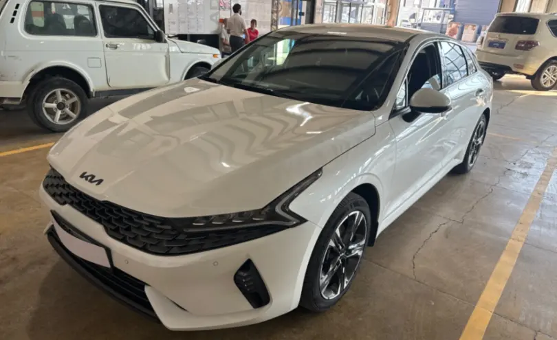 Kia K5 2022 года за 10 800 000 тг. в Караганда