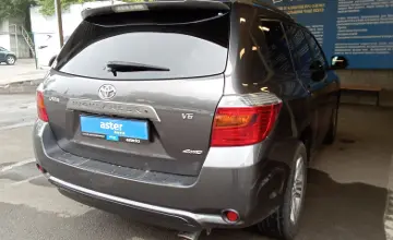 Toyota Highlander 2008 года за 9 500 000 тг. в Алматы