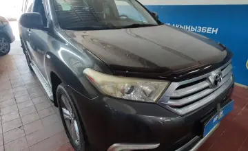 Toyota Highlander 2011 года за 15 000 000 тг. в Астана фото 3