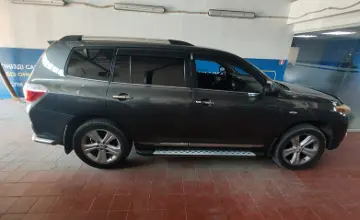 Toyota Highlander 2011 года за 15 000 000 тг. в Астана фото 4