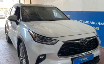 Toyota Highlander 2023 года за 27 000 000 тг. в Астана фото 3