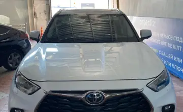Toyota Highlander 2023 года за 27 000 000 тг. в Астана фото 2