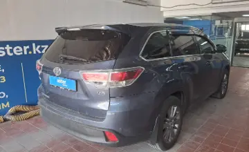 Toyota Highlander 2014 года за 15 000 000 тг. в Астана