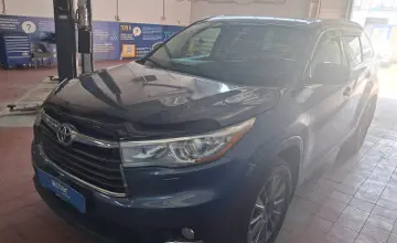 Toyota Highlander 2014 года за 15 000 000 тг. в Астана фото 1