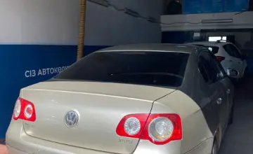 Volkswagen Passat 2006 года за 3 000 000 тг. в Астана