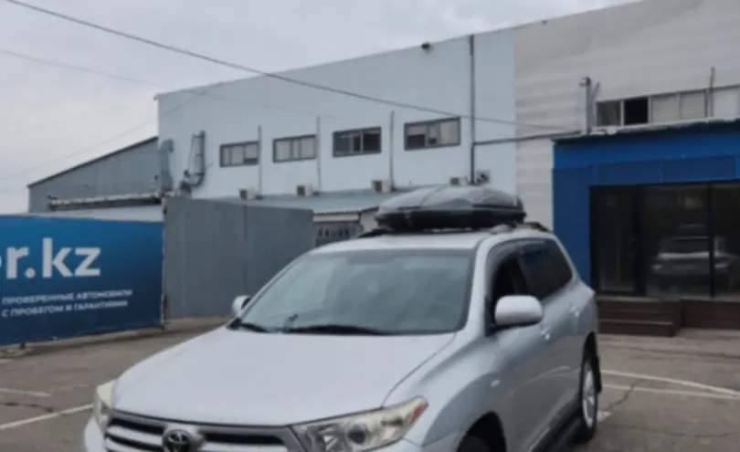 Toyota Highlander 2013 года за 15 000 000 тг. в Алматы