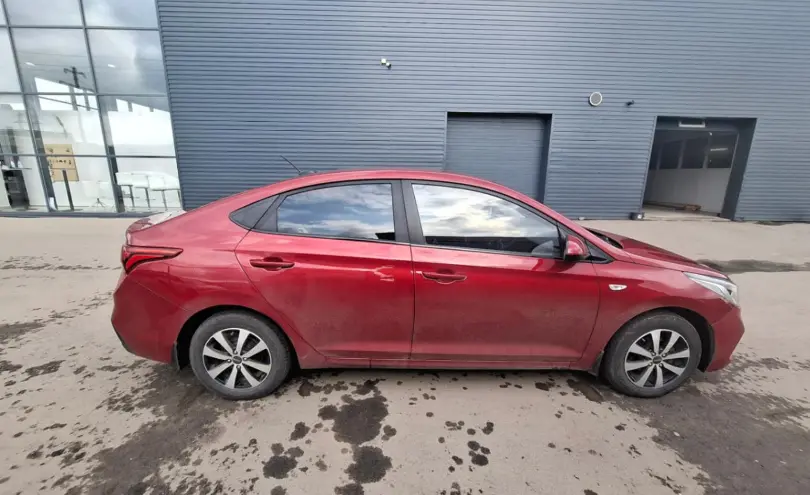 Hyundai Accent 2018 года за 5 900 000 тг. в Петропавловск фото 4