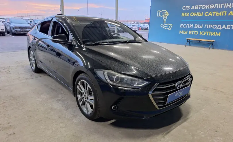 Hyundai Elantra 2018 года за 6 500 000 тг. в Алматы фото 3