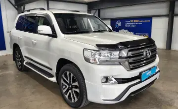 Toyota Land Cruiser 2016 года за 28 000 000 тг. в Астана фото 2