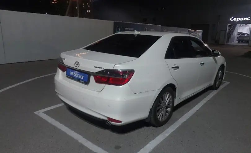 Toyota Camry 2015 года за 10 000 000 тг. в Шымкент фото 3