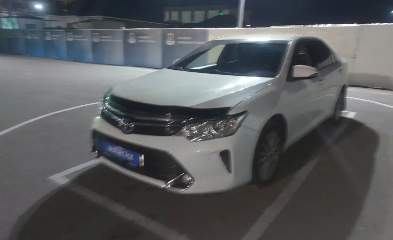 Toyota Camry 2015 года за 10 000 000 тг. в Шымкент