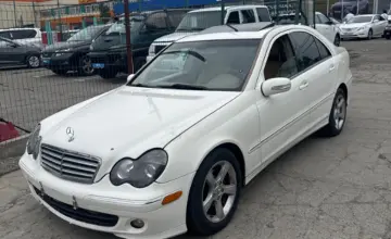 Mercedes-Benz C-Класс 2004 года за 3 500 000 тг. в Талдыкорган фото 1