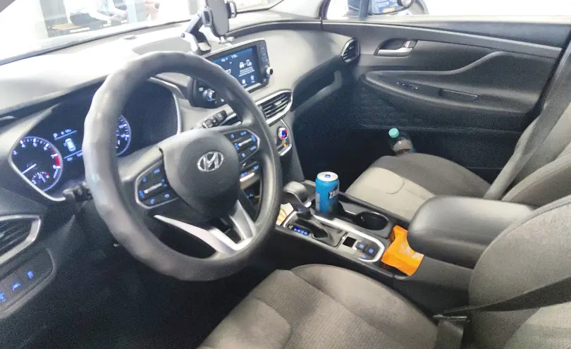 Hyundai Santa Fe 2020 года за 10 000 000 тг. в Астана фото 5