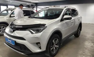 Toyota RAV4 2016 года за 13 500 000 тг. в Астана фото 1