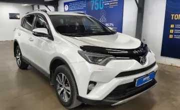 Toyota RAV4 2016 года за 13 500 000 тг. в Астана фото 2