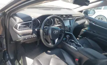 Toyota Camry 2018 года за 11 000 000 тг. в Шымкент фото 5