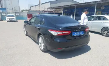 Toyota Camry 2018 года за 11 000 000 тг. в Шымкент фото 4