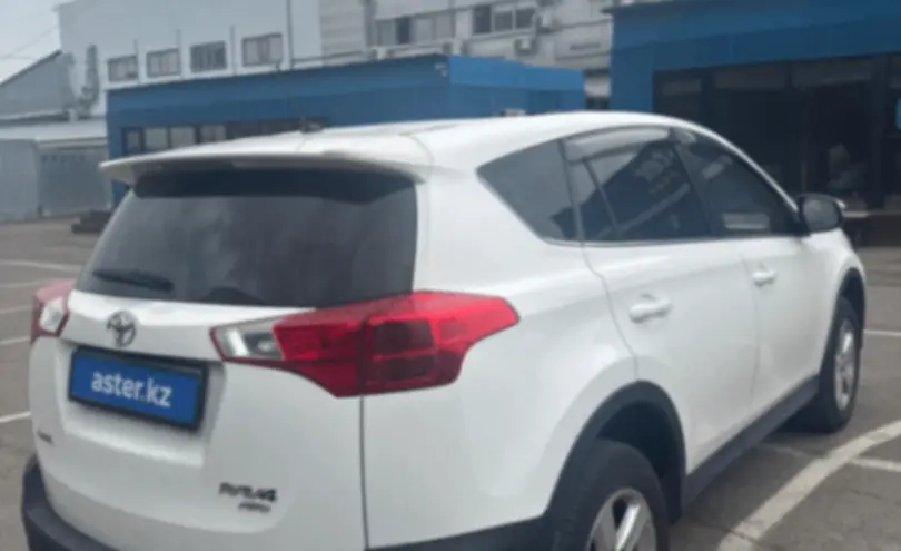 Toyota RAV4 2013 года за 9 200 000 тг. в Алматы фото 3