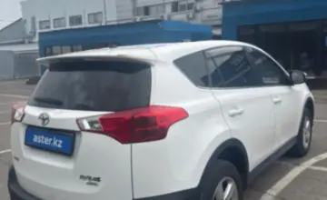 Toyota RAV4 2013 года за 9 200 000 тг. в Алматы фото 3