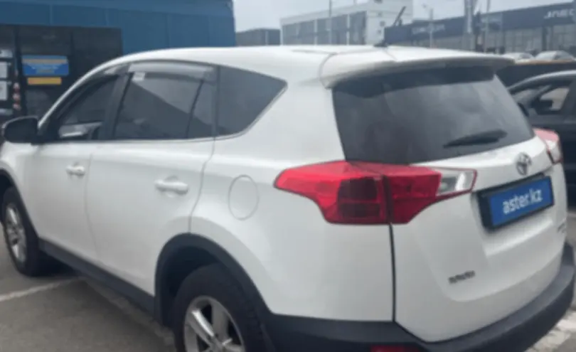 Toyota RAV4 2013 года за 9 200 000 тг. в Алматы фото 4