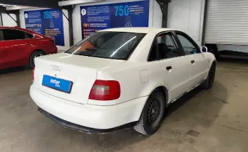 Audi A4 1995 года за 1 000 000 тг. в Астана фото 3