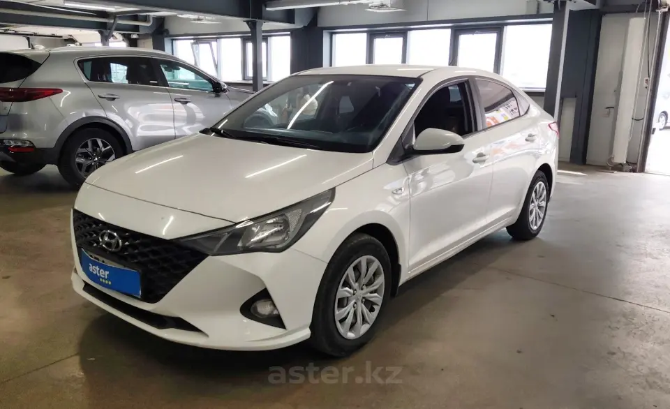 Hyundai Accent 2021 года за 7 800 000 тг. в Астана