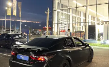 Toyota Camry 2022 года за 16 000 000 тг. в Алматы
