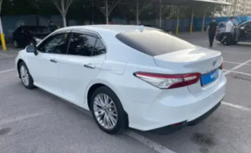 Toyota Camry 2020 года за 14 000 000 тг. в Алматы фото 4