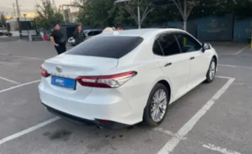 Toyota Camry 2020 года за 14 000 000 тг. в Алматы фото 3